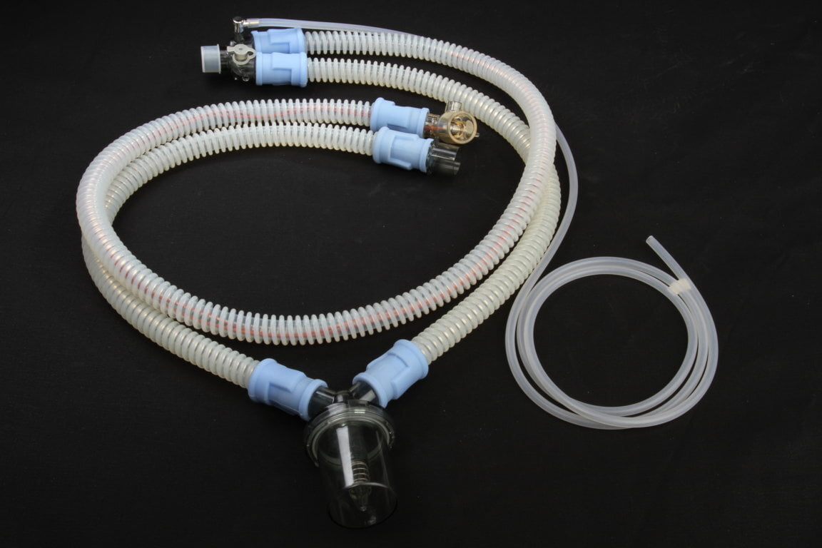 Single water trap ventilator circuit with heater wire, (VAP )pressure line